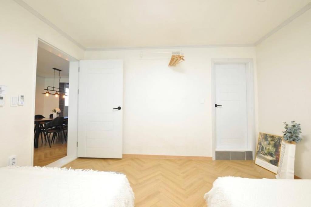 Yeonnam Wave Villa Seoul Bagian luar foto