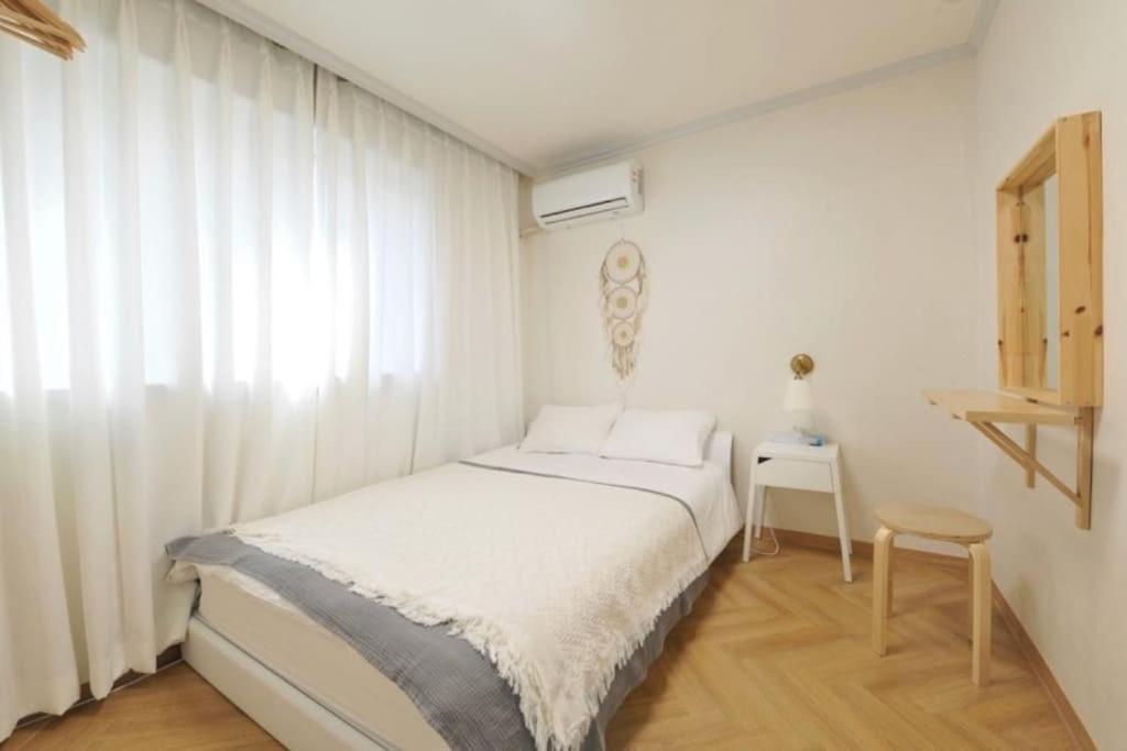 Yeonnam Wave Villa Seoul Bagian luar foto
